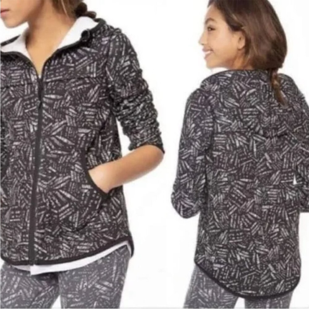 Ivivva Lululemon Warm Moments Full Zip Hooded Jacket Black/White Patterned Sz 10